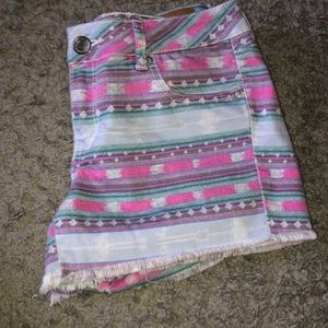 Patterned American Eagle Shorts